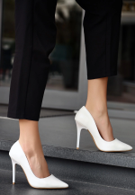 Hillar Beyaz Cilt Stiletto Ayakkabı (Numara: 40)