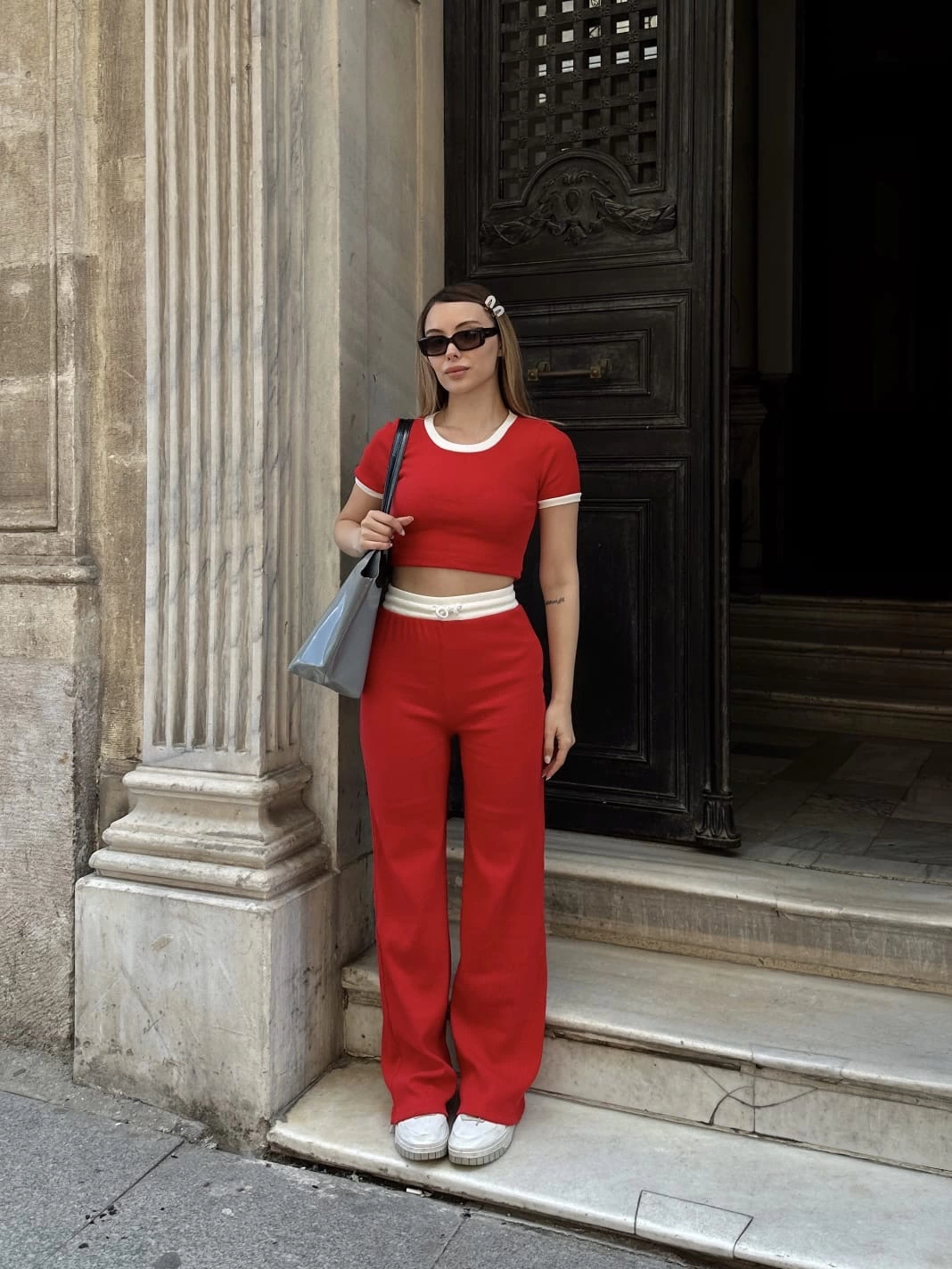 1233944_crop-pantolon-biyeli-takim-kirmizi-91362437-sw1068sh1424.png Crop Pantolon Biyeli Takım Kırmızı (Beden: S) - Görsel 5