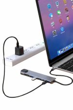 8 Port Çoklayıcı Macbook Ile Uyumlu Çoğaltıcı Type-C dönüştürücü TF SD kart - Görsel 5
