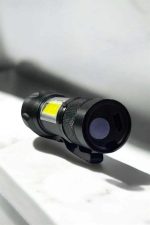 Şarjlı Metal Zoomlu El Feneri Işıldak Led Işık Taşınabilir El Lambası - Görsel 5