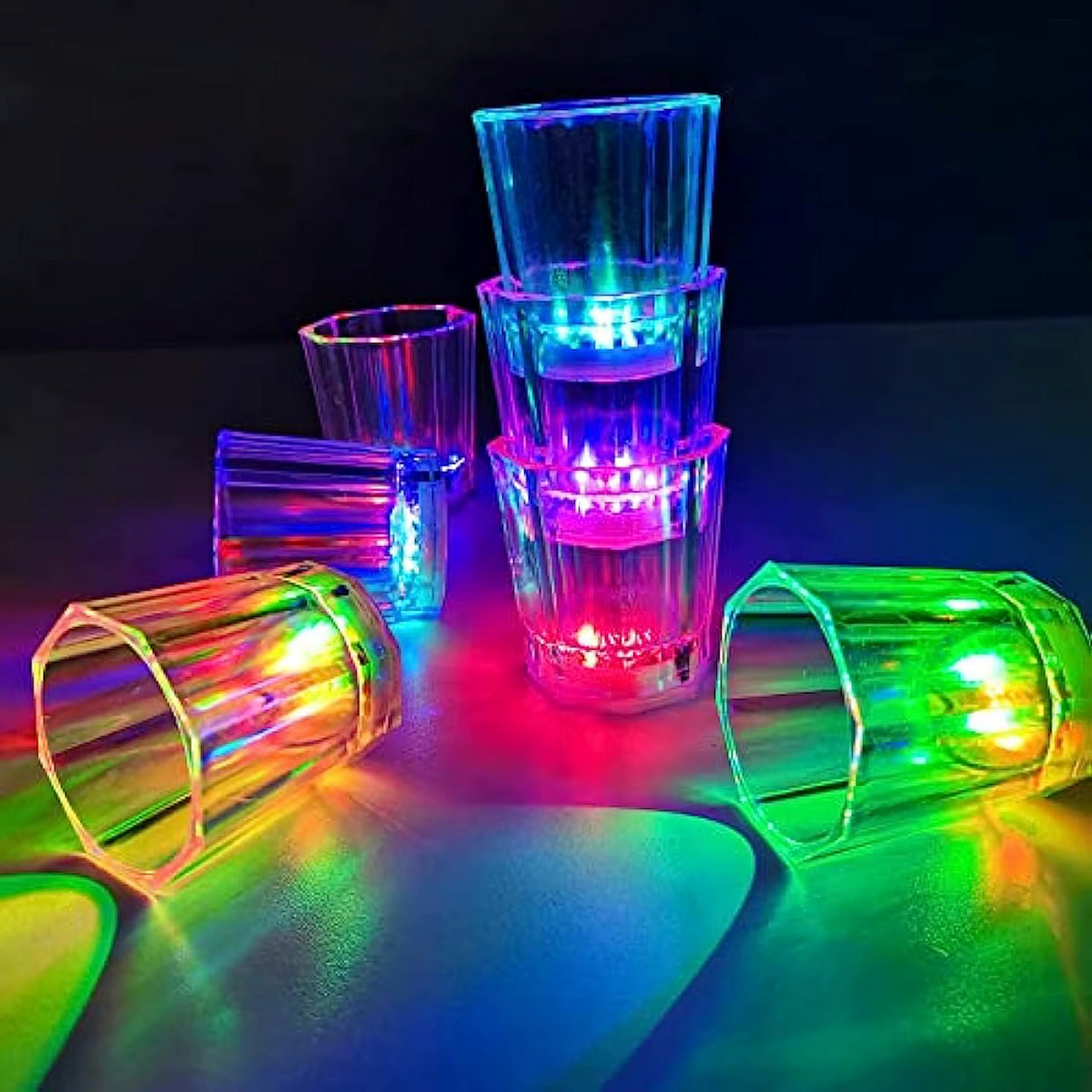 1221915_renkli-led-parlayan-fiber-optik-glow-isikli-bardak-5-5-x-5-5-cm-resim-4985.jpg Renkli Led Parlayan Fiber Optik Glow Işıklı Bardak 5,5 x 5,5 cm 1 Adet - Görsel 1