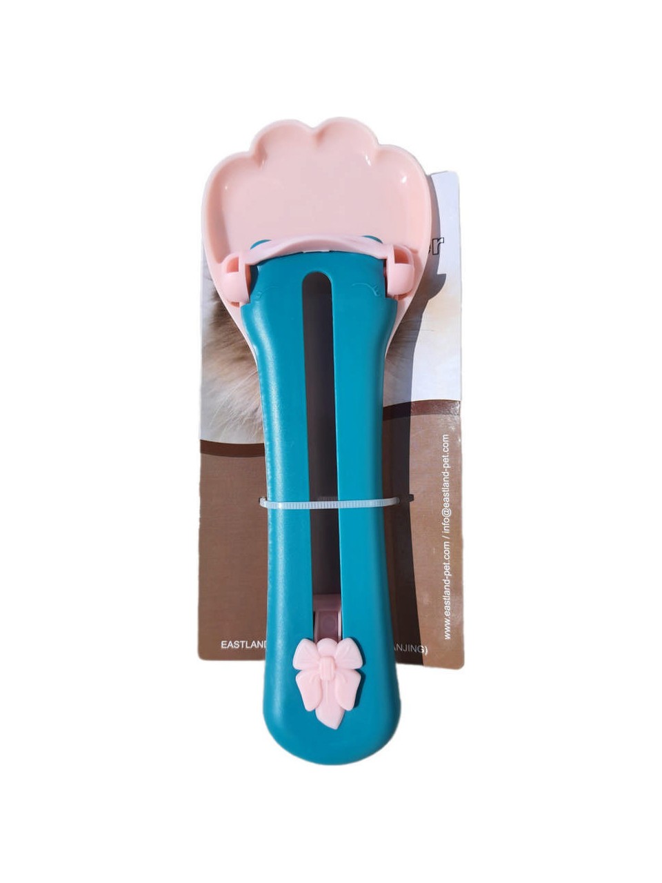 c72c72b71f4872c11117e5644ed46ec3.jpg Eastland Plastik Kedi Kreması Kaşığı - Görsel 1
