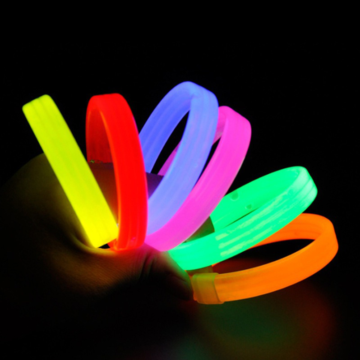 glow-partisi-fosforlu-ekstra-kalin-bileklik-6-renk-6-li-set-resim-3968.jpg Glow Partisi Fosforlu Ekstra Kalın Bileklik 6 Renk 6’lı Set – Baskı Yapılabilir - Görsel 1